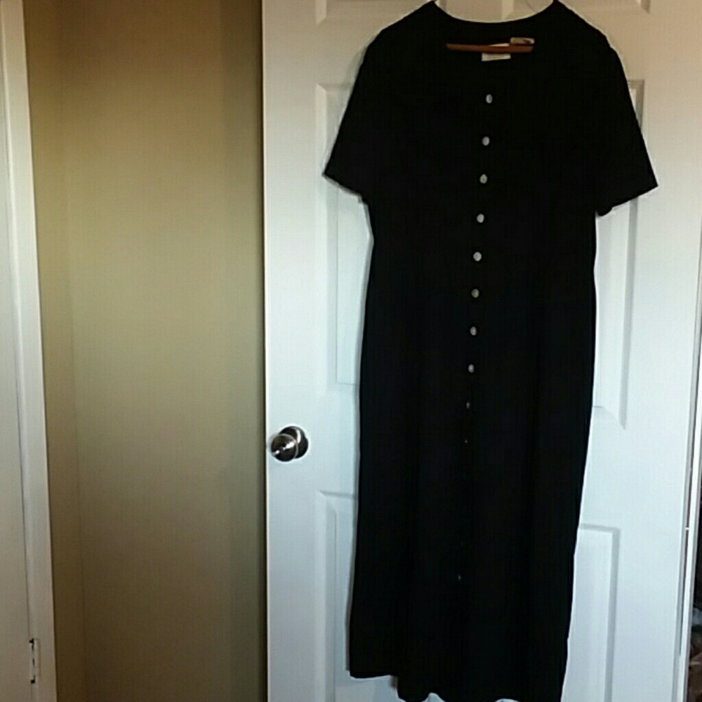 1990s Kathie Lee Gifford Collection black dress